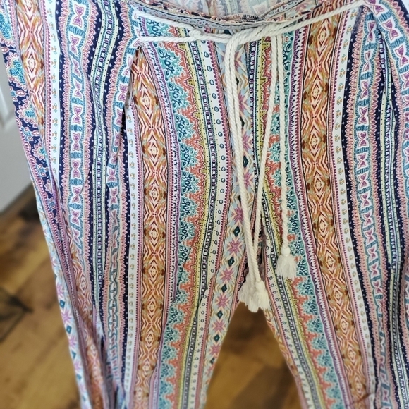 BeBop Boho Themed Cinched Tassels Sz. XL Pants - Picture 2 of 9